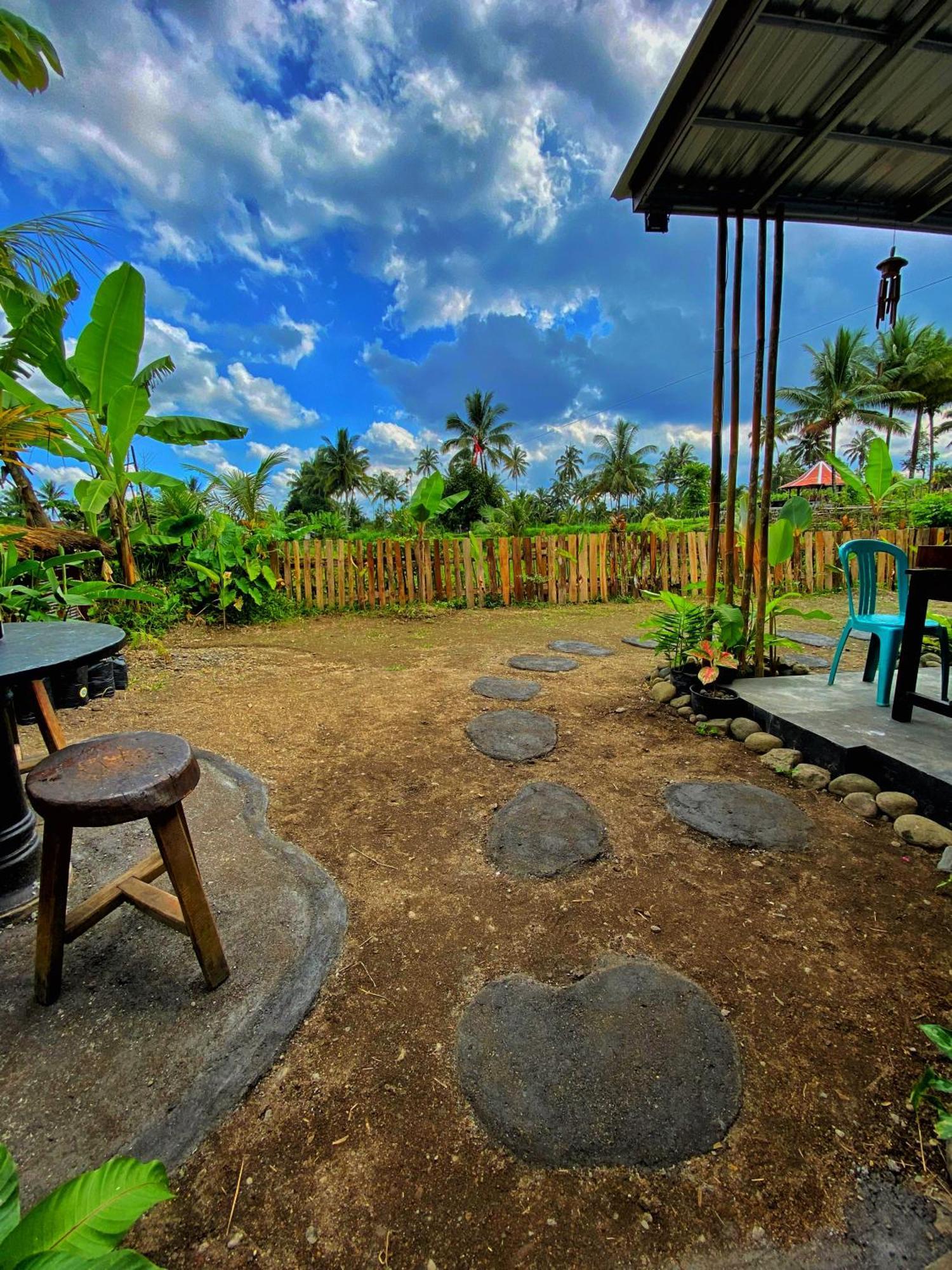 Alfarizi Homestay Tetebatu Exterior foto